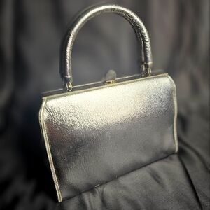 Vintage Stuctured Silver Handbag